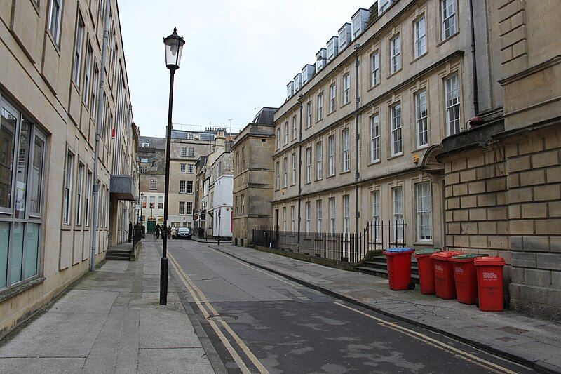 File:Trim Street, Bath.JPG