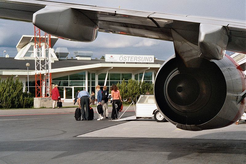 File:Östersunds flygplats, terminal.jpg