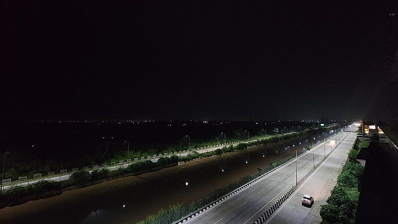 File:Canal Road Ludhiana.jpg