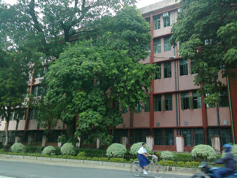 File:Chandernagre Govt. College.jpg