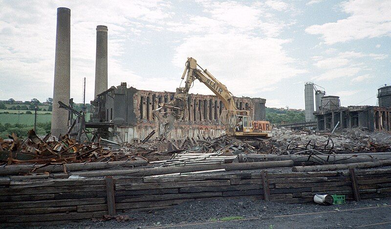 File:DerwenthaughCokeWorksDemolition-01.jpg