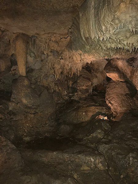 File:GrottoCascadeCaverns.jpg