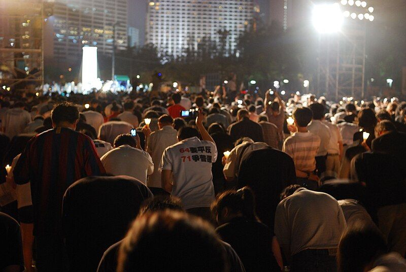 File:June42009candlevigilHK pic1.jpg