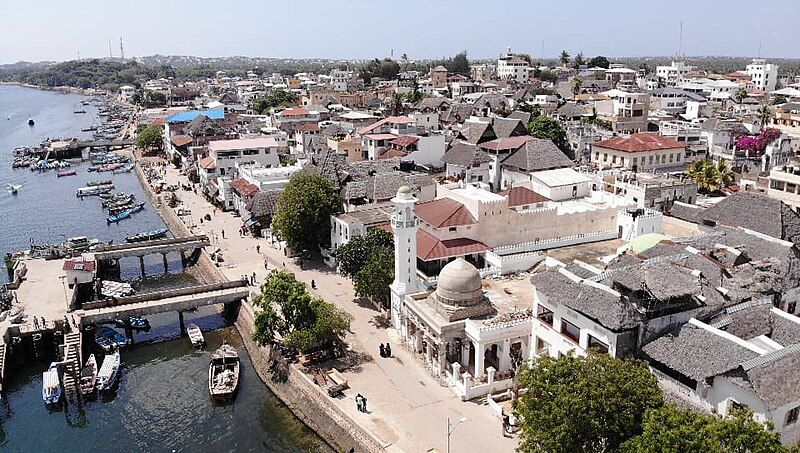 File:Lamu Old Town.jpg