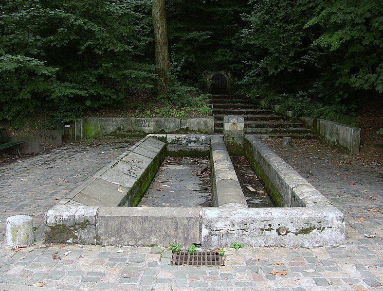 File:Lavoir de Planoise.JPG