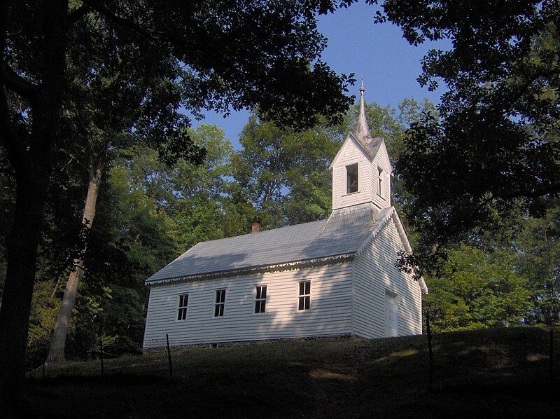 File:Little-cataloochee-chapel.jpg