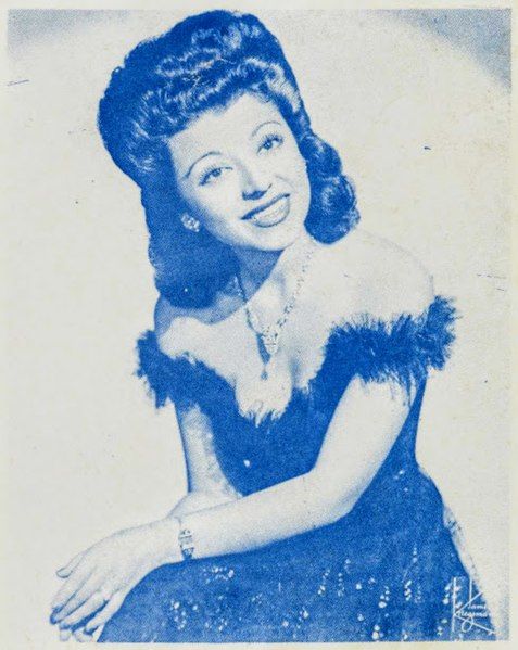 File:Peggy Mann 1945.jpg