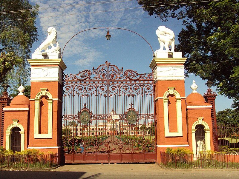 File:Rajbari Gate.jpg