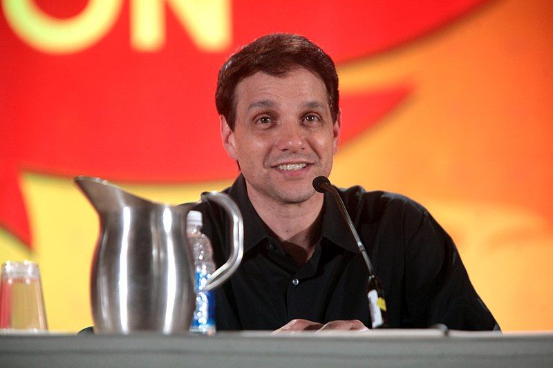 File:Ralph Macchio (26902579784).jpg