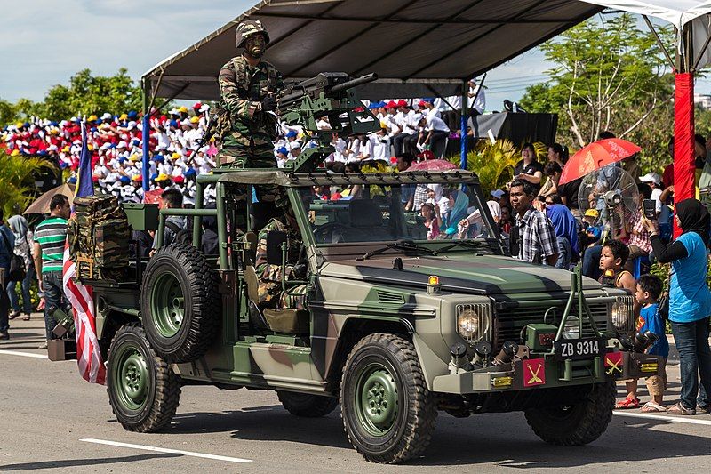 File:Sabah Malaysia Hari-Merdeka-2013-Parade-222.jpg