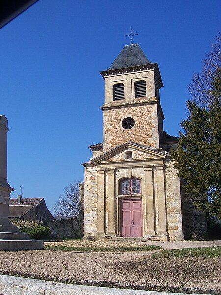 File:SenozanChurch.JPG