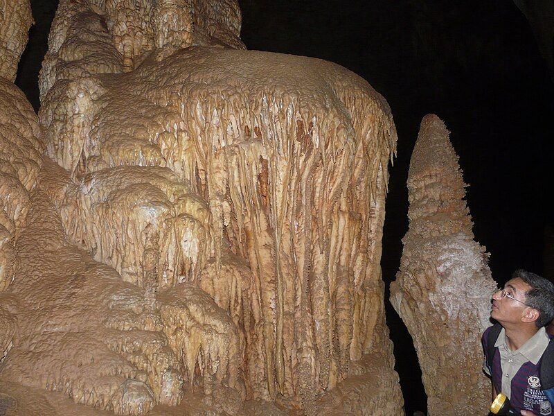 File:Socotra Cave 05.JPG