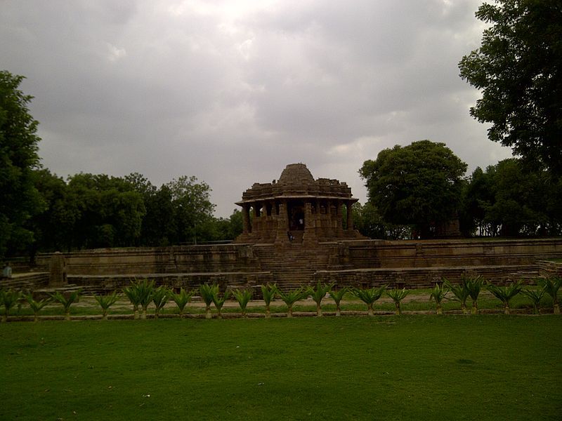 File:Sun Temple Modhera.jpg