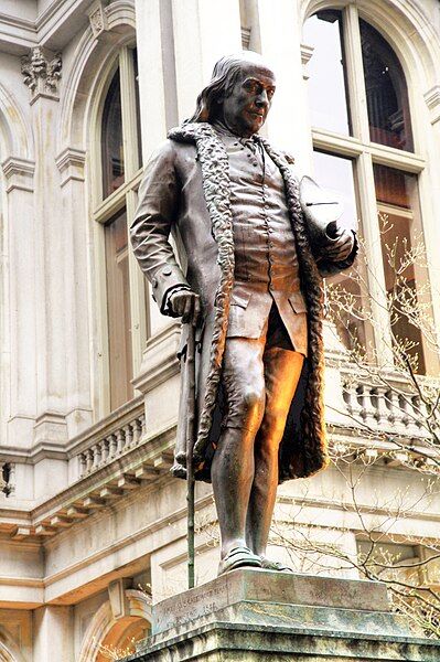 File:USA-Benjamin Franklin Statue0.jpg