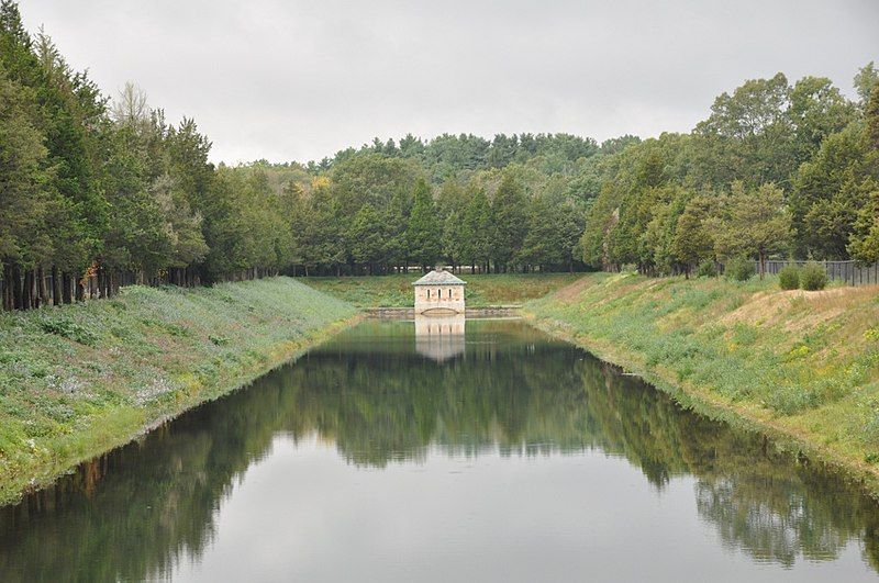 File:WestonAqueduct ChannelChamber.jpg