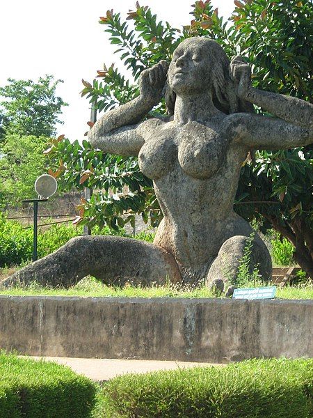 File:Yakshi-kanai.JPG