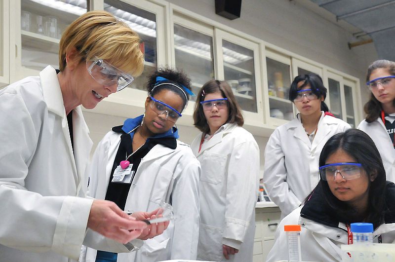 File:Argonne lab education.jpg