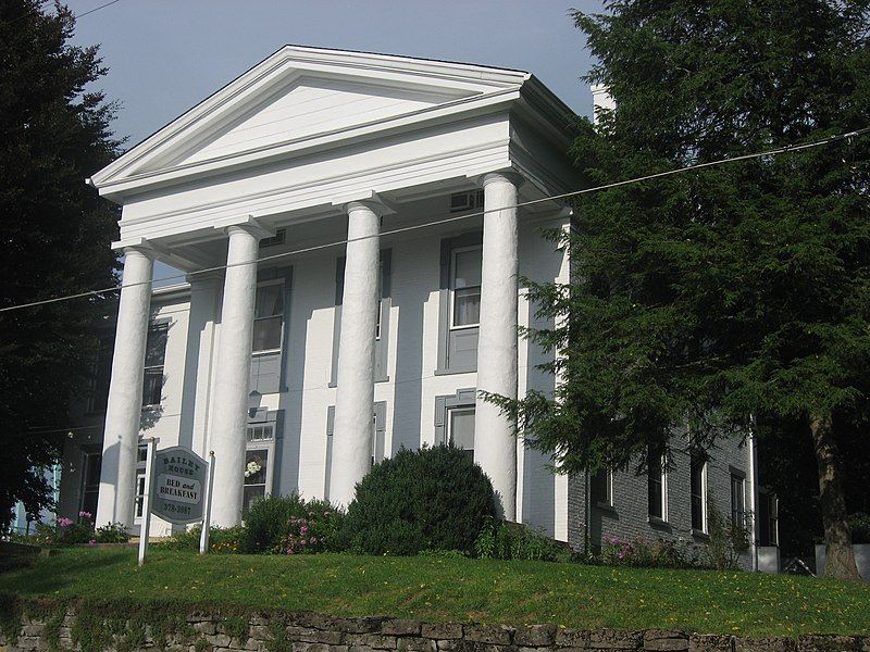 File:Bailey-Thompson House.jpg