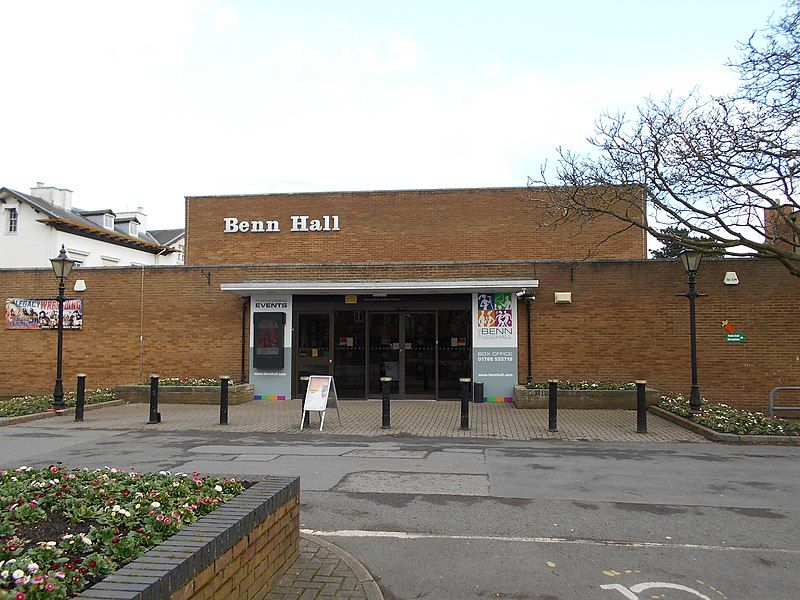 File:Benn Hall, Rugby.jpg