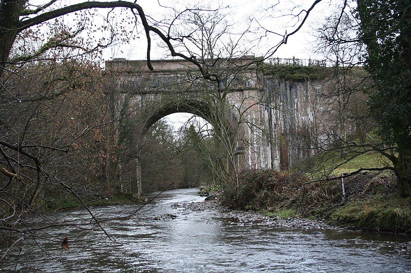 File:Dane Aqueduct 2.jpg