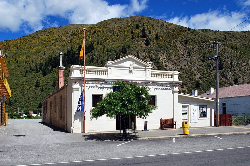 File:Kurow Museum.JPG