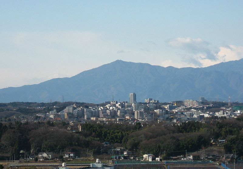 File:Mt.Oyama from yokohama.JPG