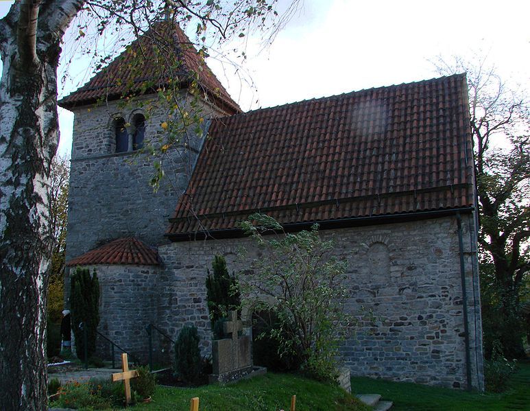 File:OberstenfeldPeterskirche.jpg