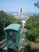 The port seen from the funicular