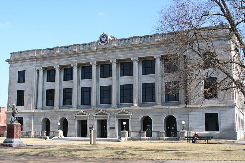 File:Pettis County Courthouse.jpg