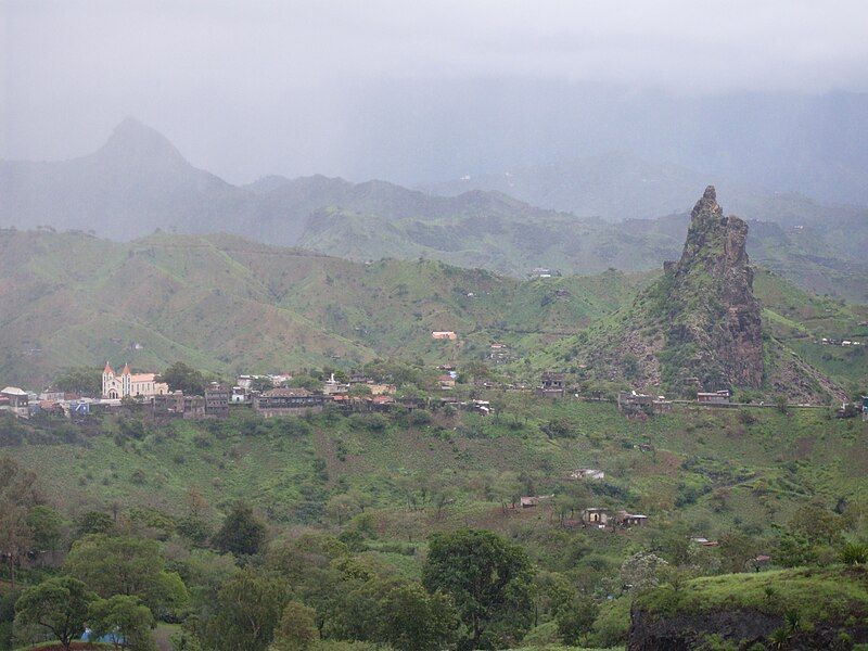 File:Picos, Cape Verde.jpg