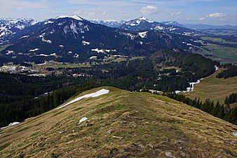 View from the Reuterwanne to the west to Wertacher Hörnle and Grünten