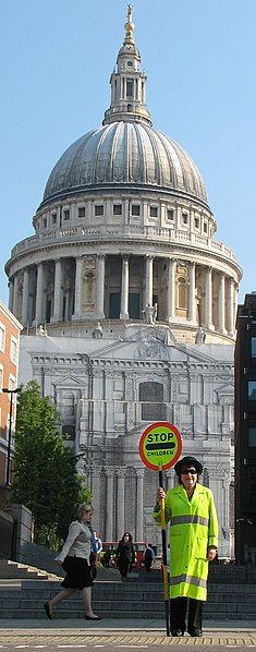 File:SheilaGallagherLollipopLadyStPauls.jpg