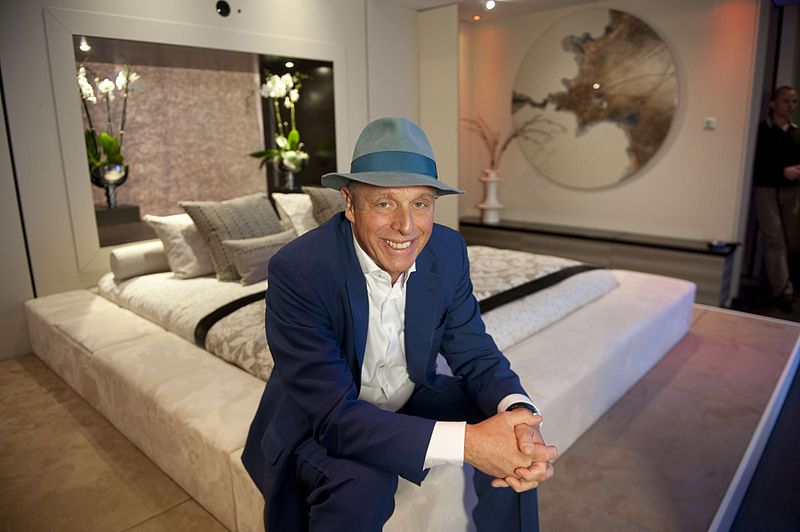 File:Simon Woodroffe YO!Home.jpg