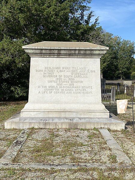 File:Tillman grave.jpg