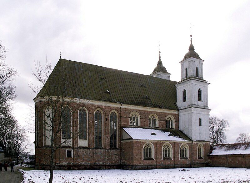 File:Tytuvenai church.JPG