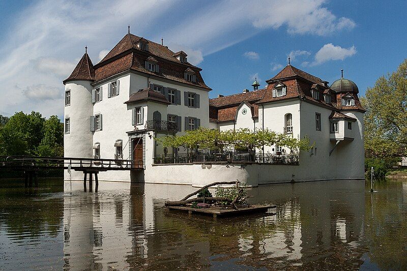 File:2004-Bottmingen-Weiherschloss.jpg