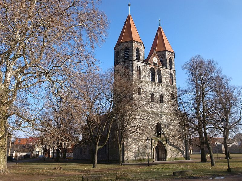 File:Aken,Nikolaikirche.jpg