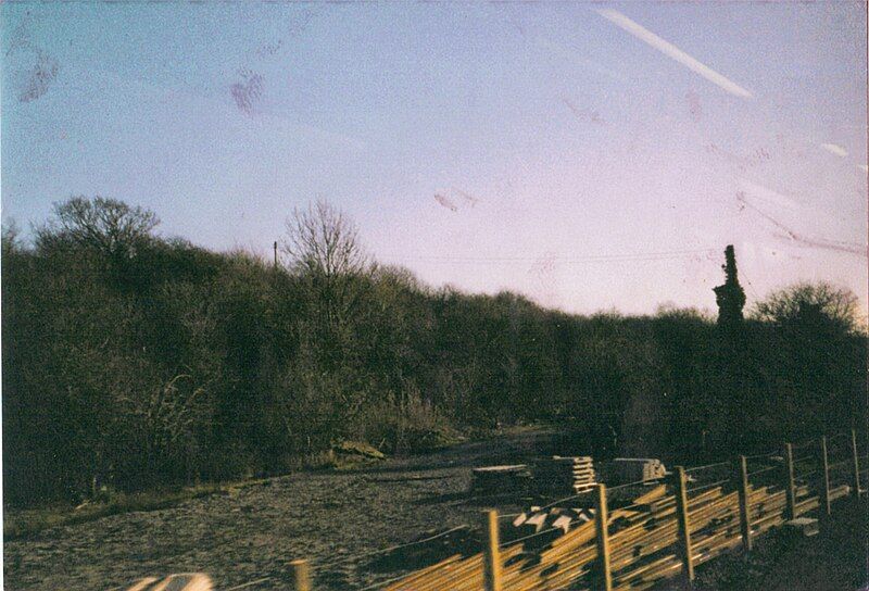 File:Ardley station 2001.JPG