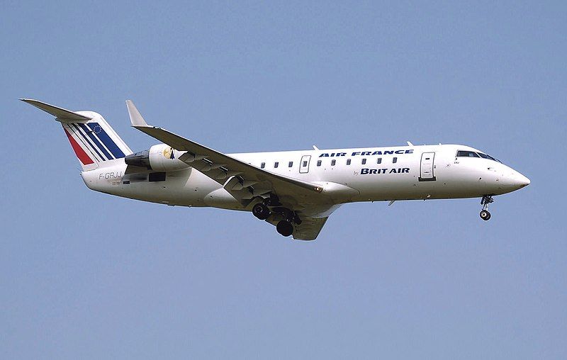 File:Brit.air.crj-100.f-grjj.arp.jpg