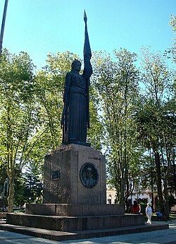 Monument "A La Bandera" in the central square