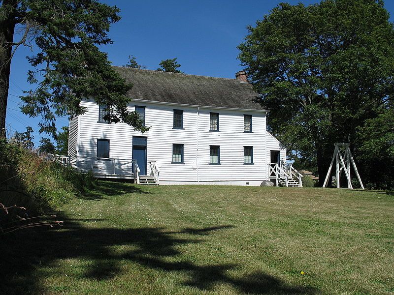 File:Craigflower schoolhouse fr.jpg