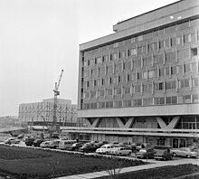 Former government building of the Soviet Socialist Republic of Uzbekistan from 1952 until 1991. It had received orders from the Cabinet of Ministers of Soviet Union.