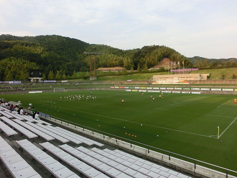 File:Fujieda football Stadium3.JPG