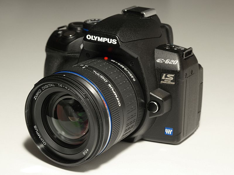 File:Olympus E-620.jpg