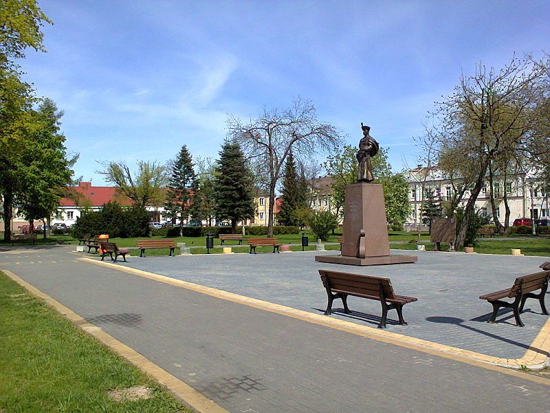 File:Park w Szczuczynie.jpg