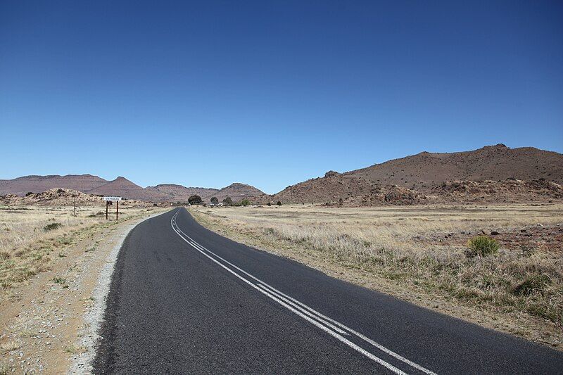 File:R390 road-001.JPG