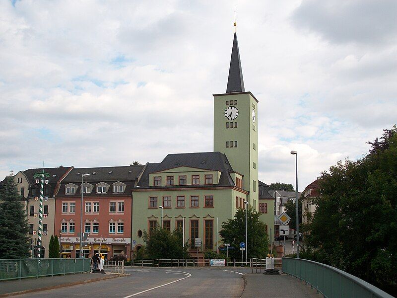 File:Rathaus Wilkau-Haßlau (2).jpg