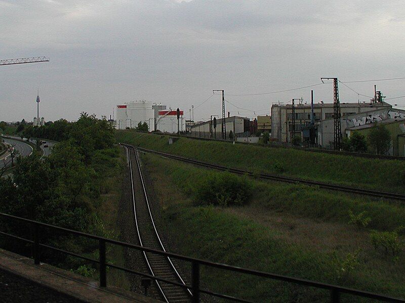 File:Ringbahn Nürnberg 1.jpg