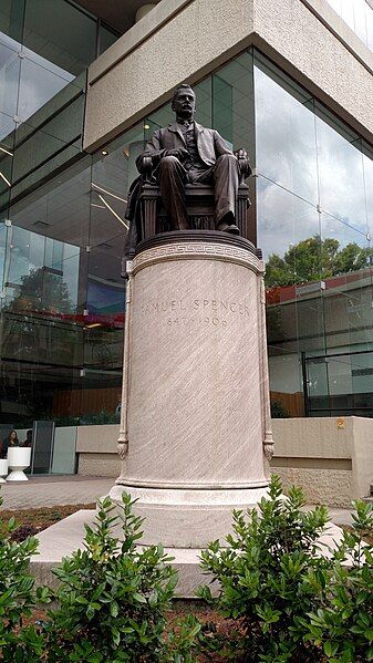 File:Samuel Spencer Statue.jpg