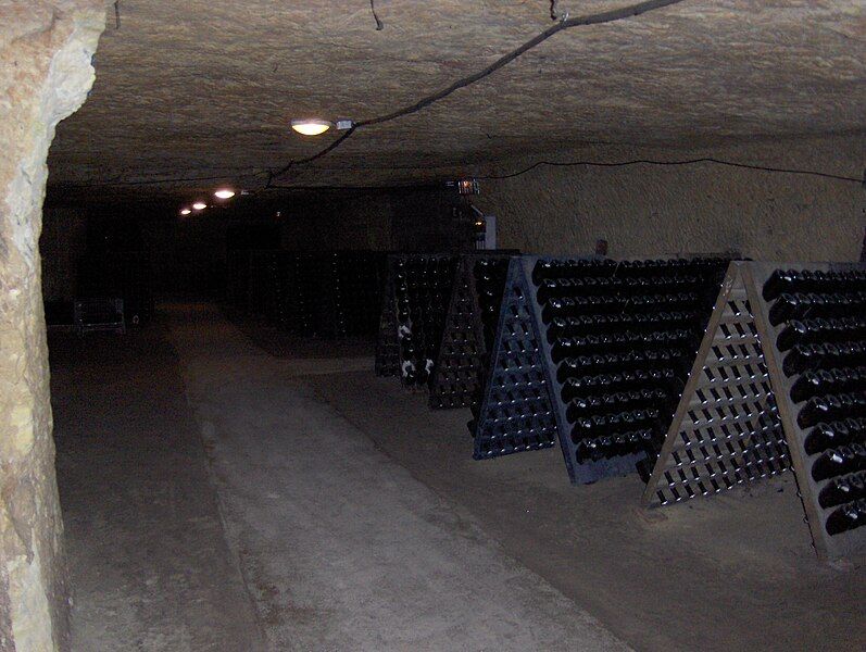 File:Vouvray wine cave.jpg